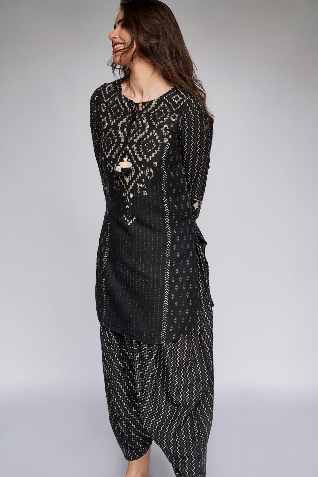 2 - Black Geometric Tunic, image 2