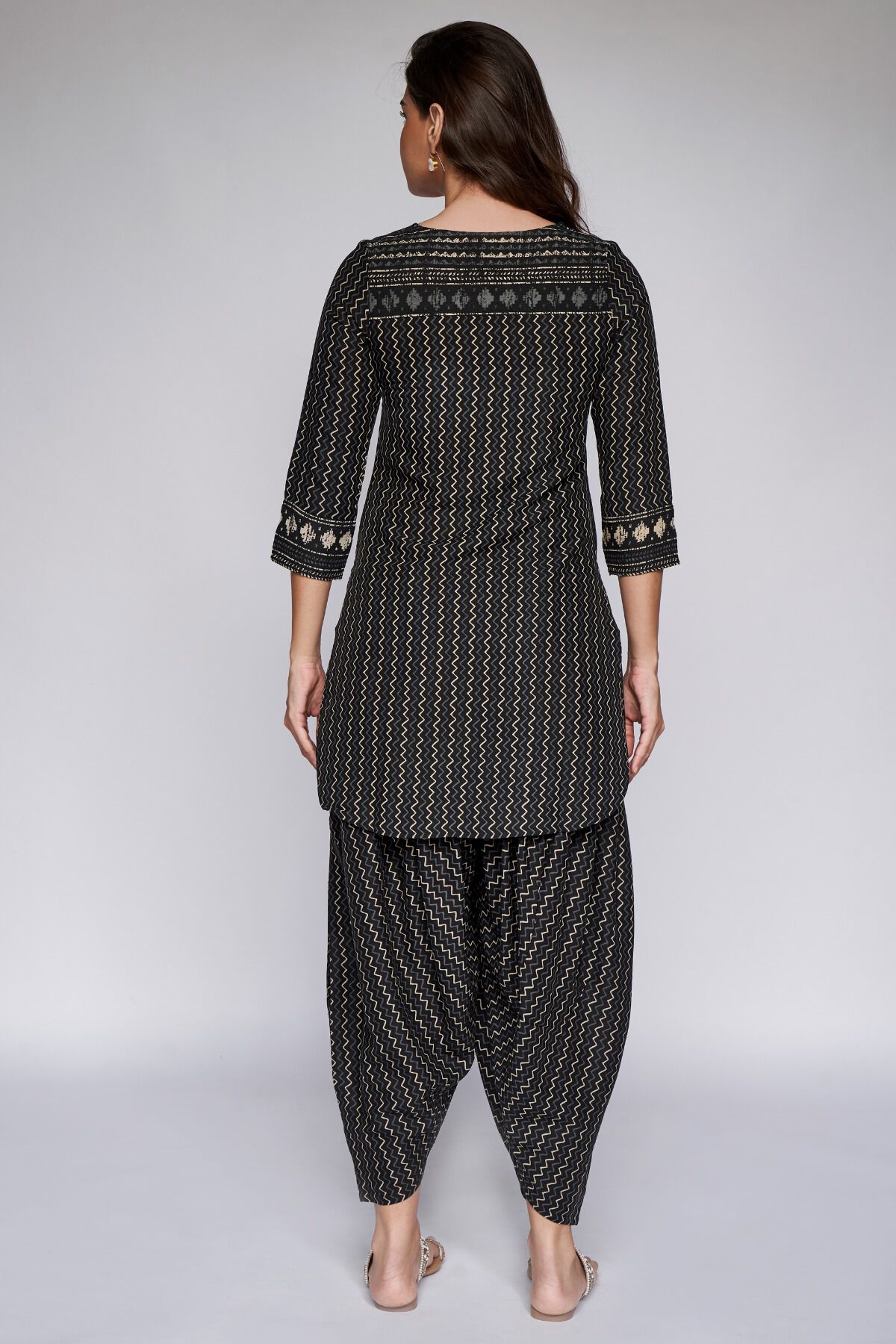 4 - Black Geometric Tunic, image 4