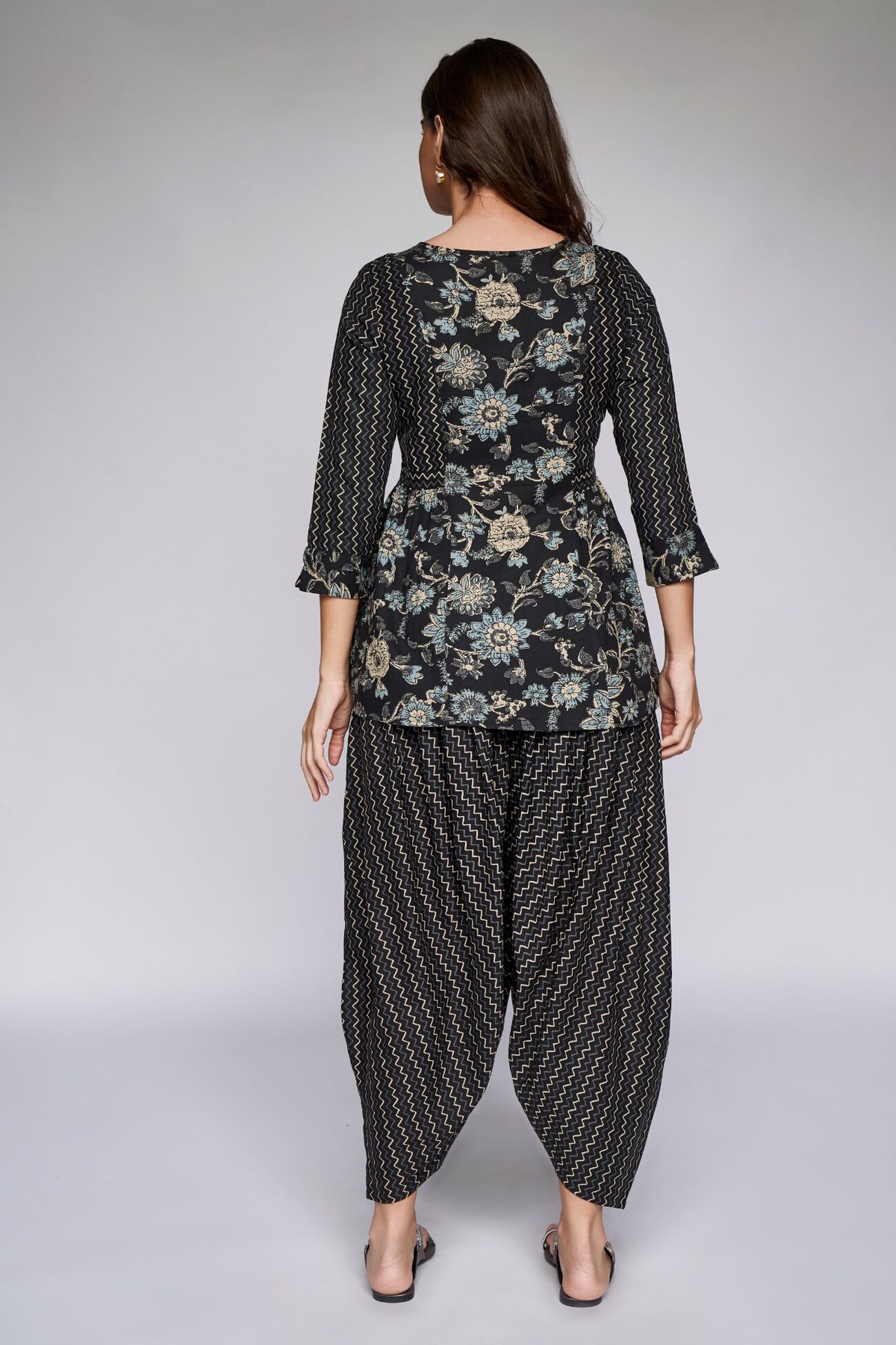 6 - Black Floral A-Line Top, image 6