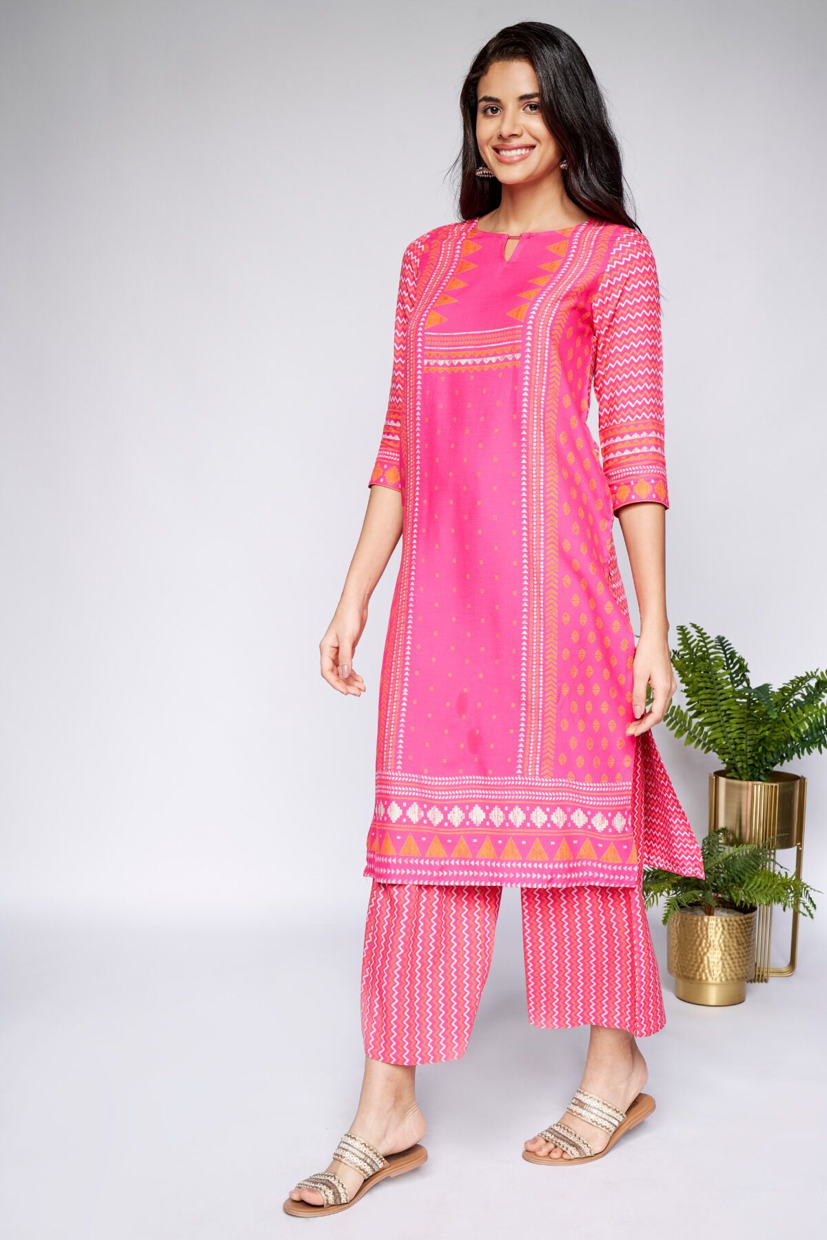 2 - Pink Geometric Bottom, image 3